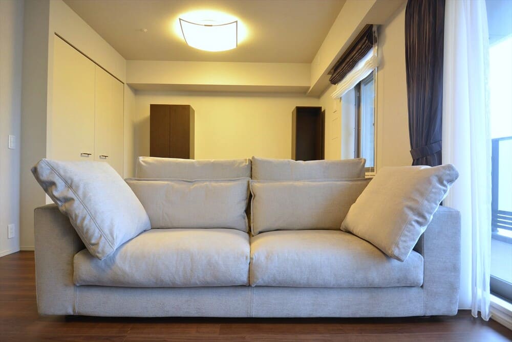 LB SOFA