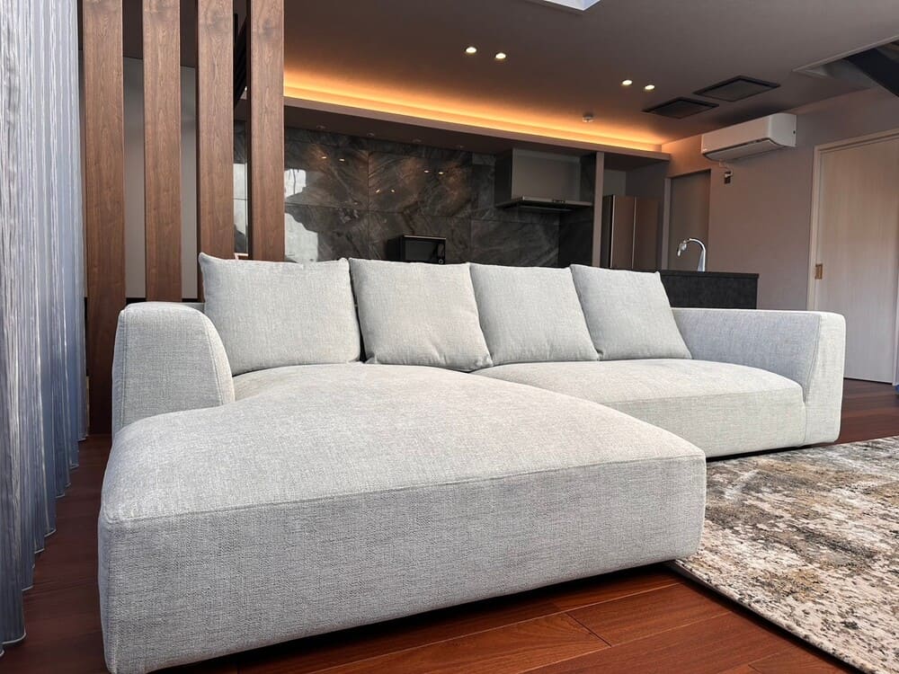 LA カウチソファ