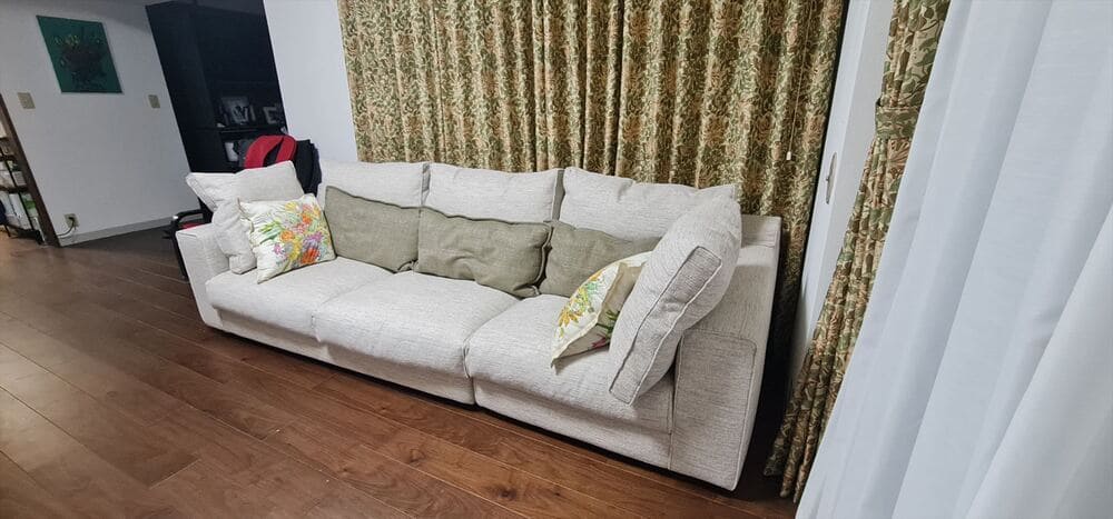 LB SOFA