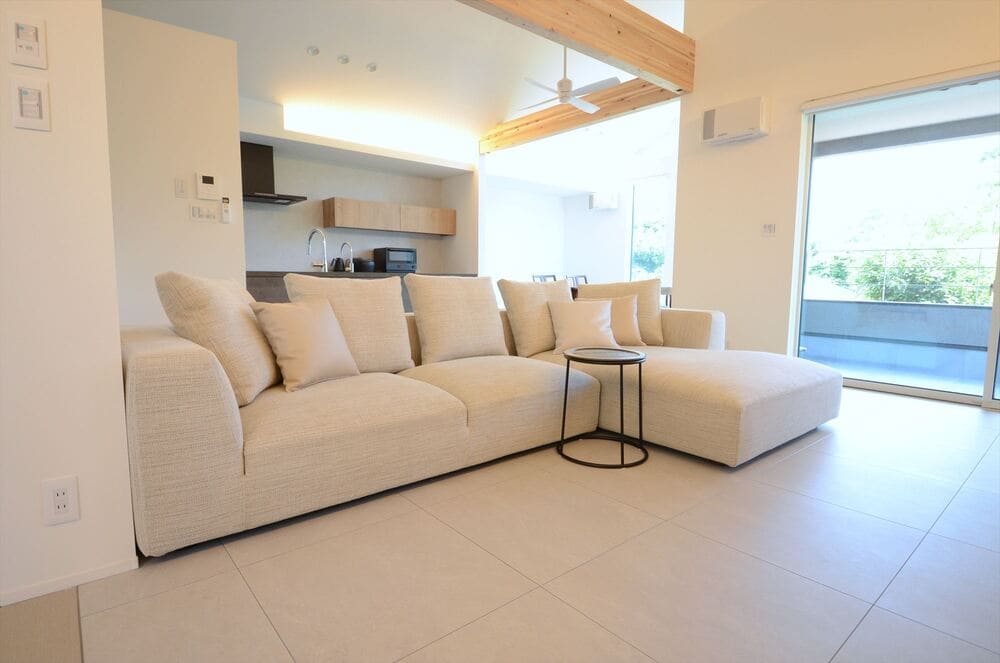 LA カウチソファ