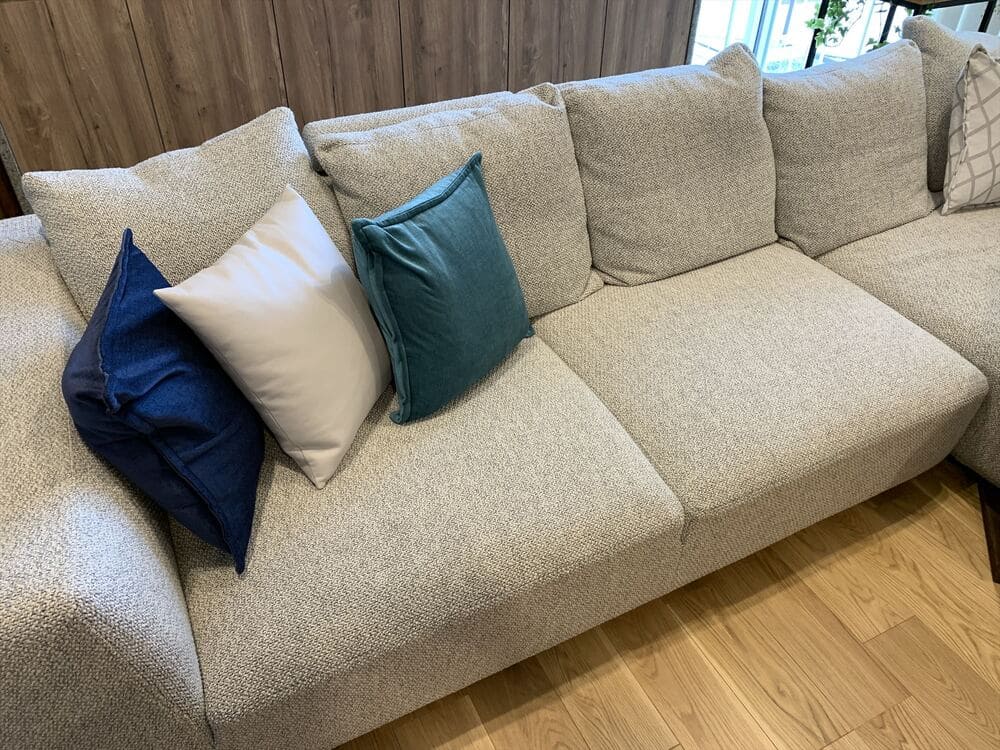 LA カウチソファ