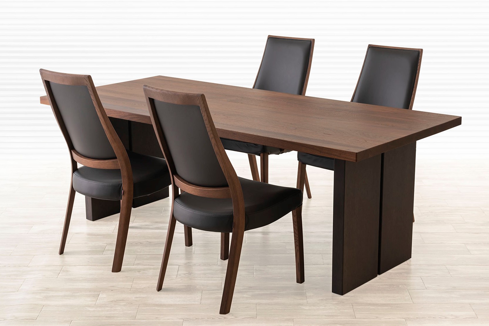 AMダイニングテーブル