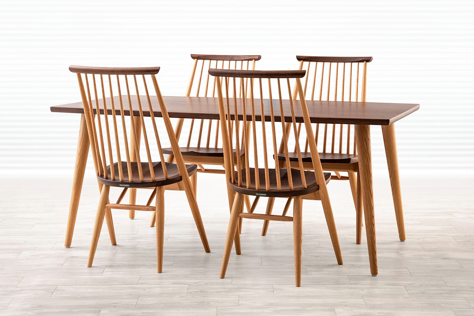 シビル（CIVIL）ダイニングテーブル