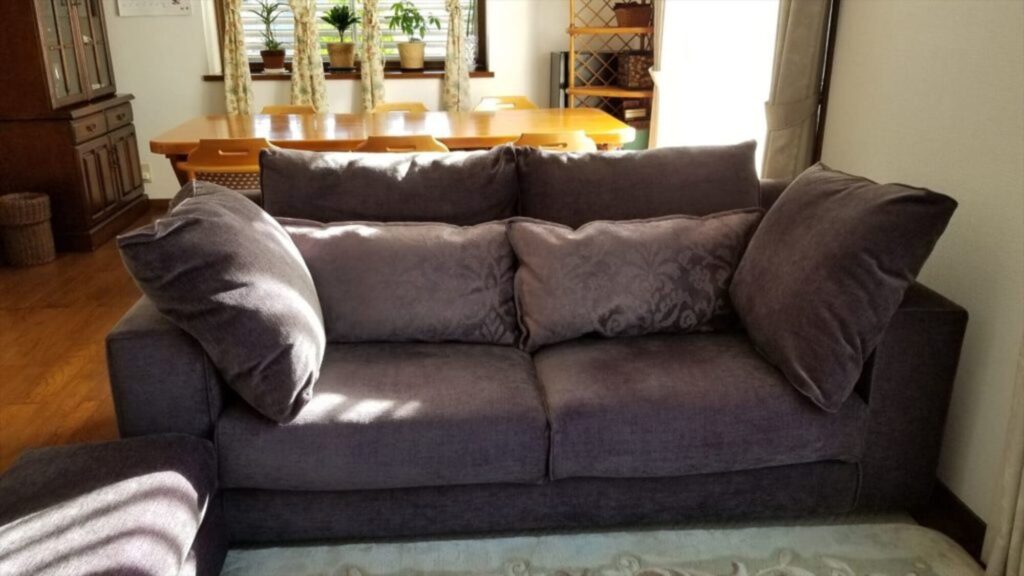 LB SOFA