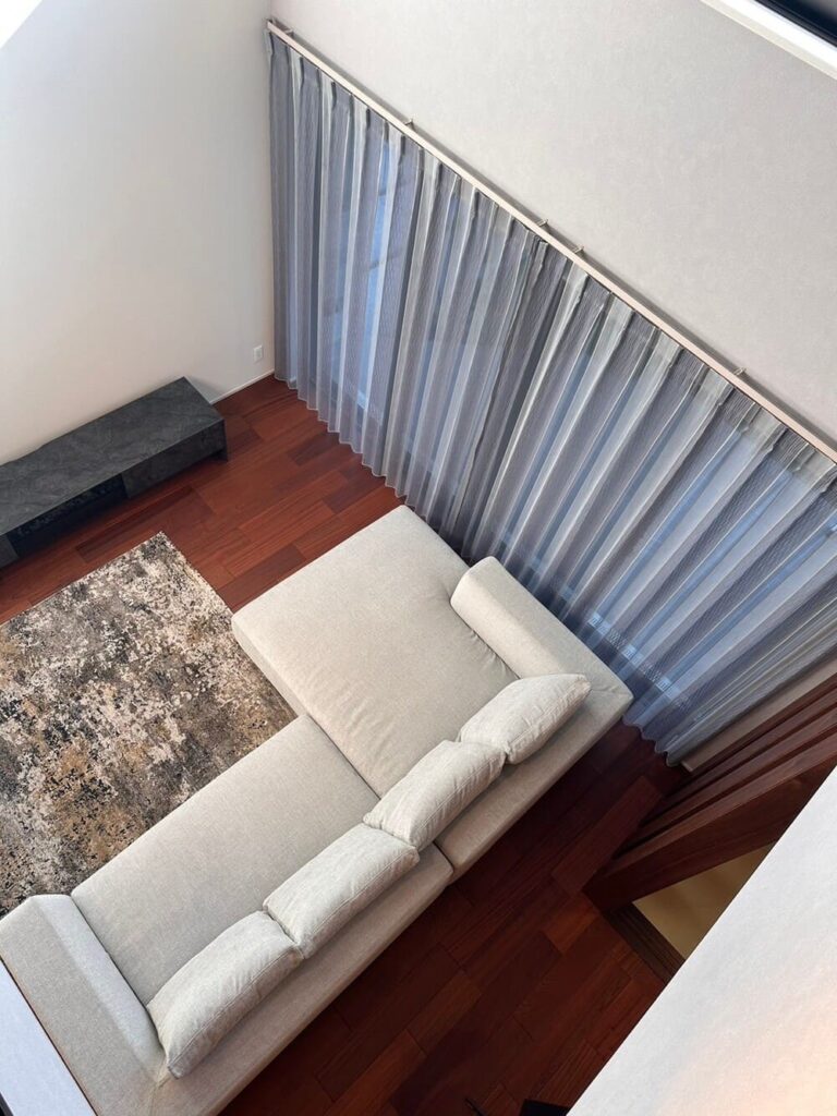 LA カウチソファ