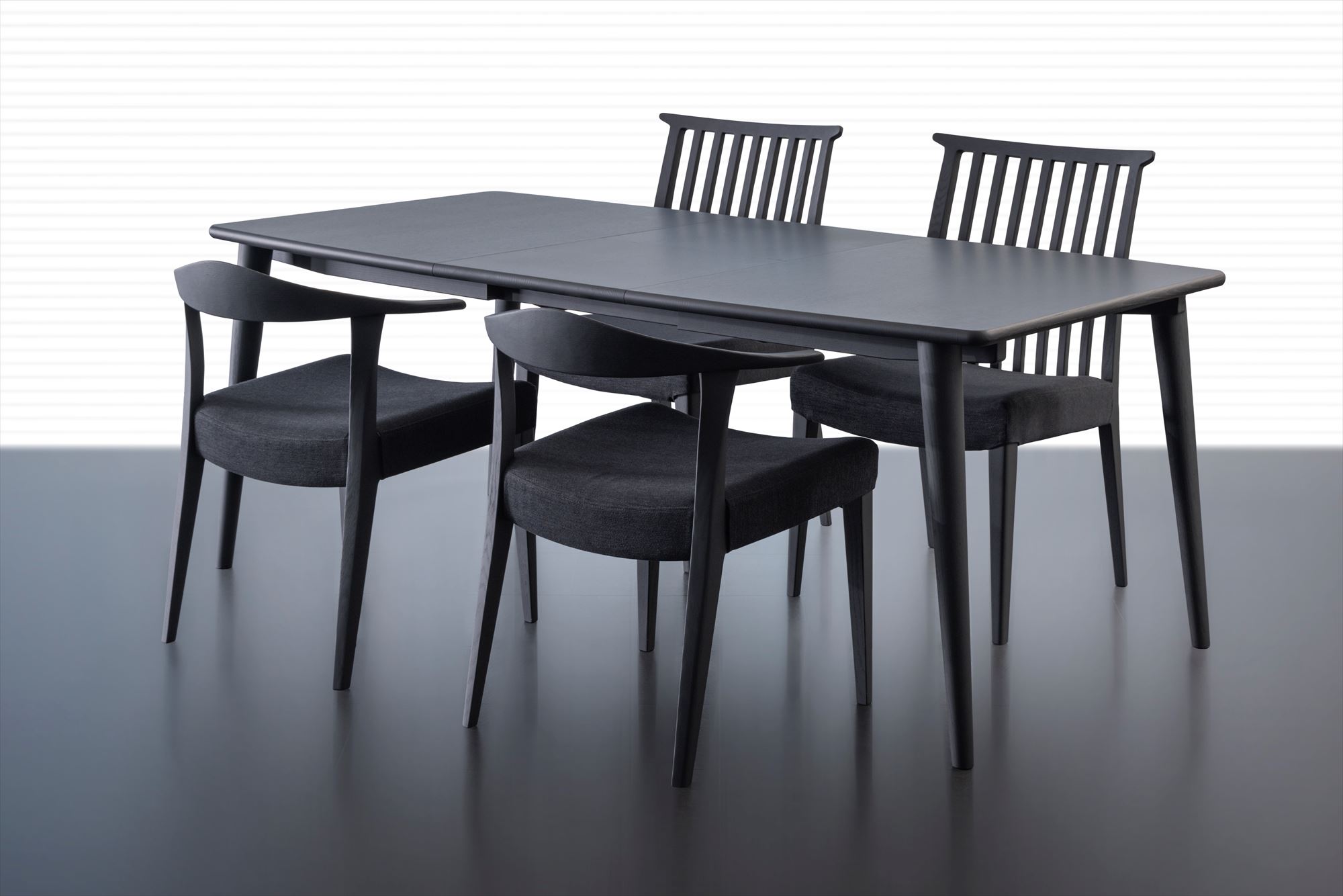 EX 無垢材伸長式ダイニングテーブル 匠ブラック