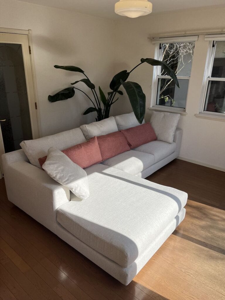 LB SOFA